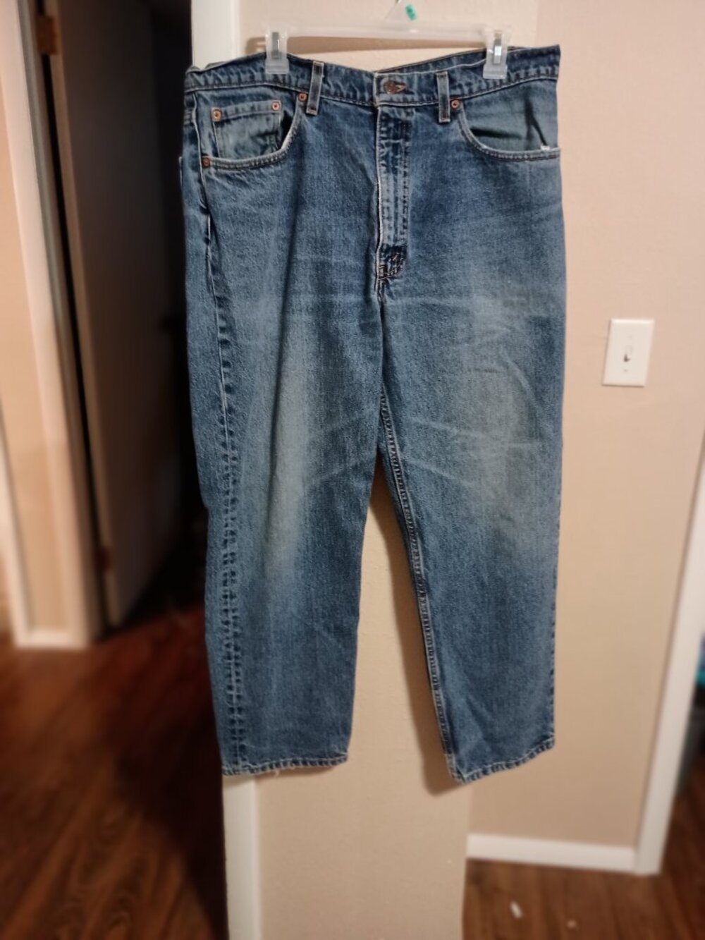 Vintage Levi's 550 Straight Leg Blue Denim Jeans Size 38x30 1997 **Read**